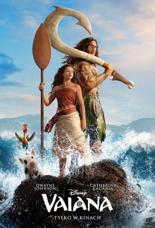 Plakat filmu Disney „Vaiana” – Vaiana i Maui na skale pośród morskich fal, GO KINO Oława
